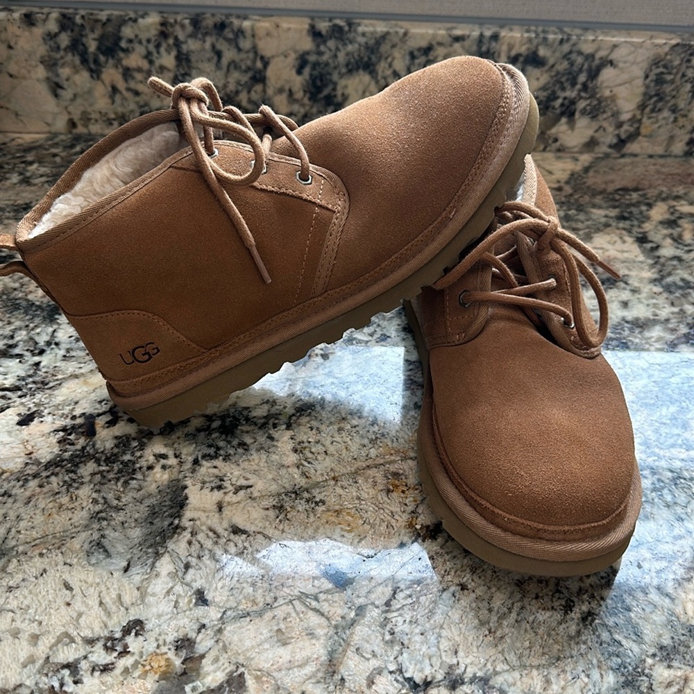 Men’s UGG Chukka boots